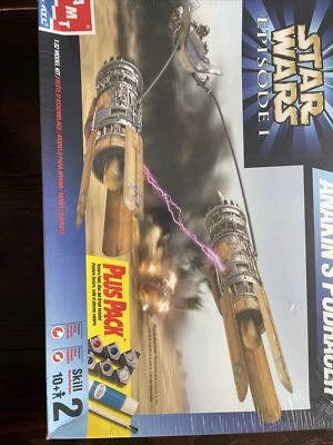 Star Wars Episode 1 Anakin’s Podracer 1:32 Model Kit Plus Pack - Image 1 of 3