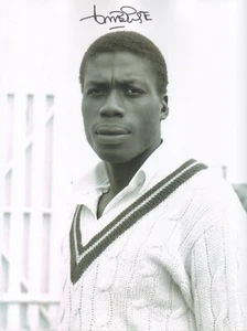 CURTLY AMBROSE - Cricket - West Indies fast bowler - HAND SIGNED 12x16" PHOTO - Picture 1 of 2