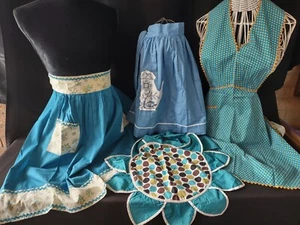 Set 4 grembiuli retrò vintage fatti a mano tono blu - Foto 1 di 4