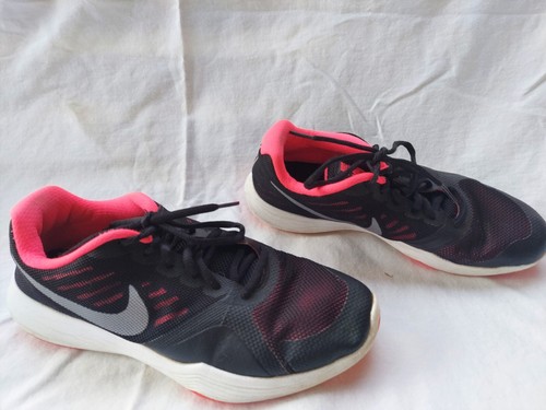 Scarpe Nike donna. City Trainer. Finitura nero rosa. Taglia 9 5