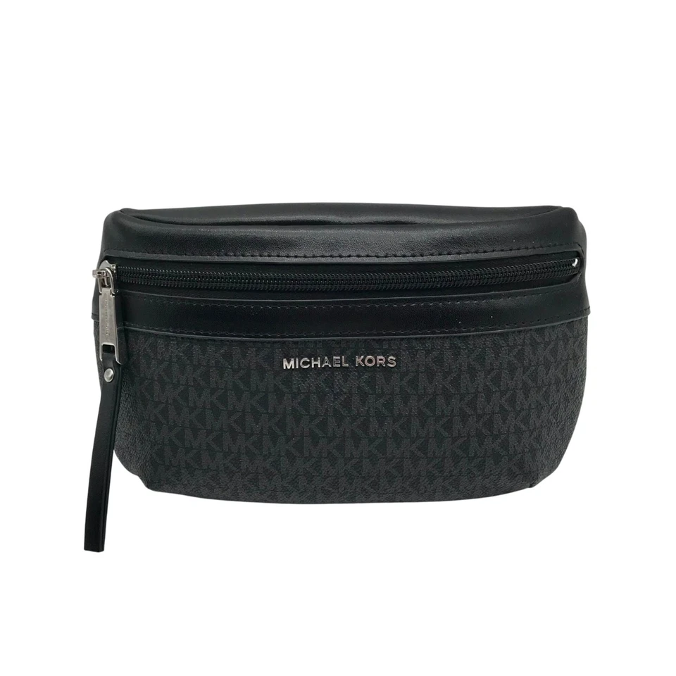 Riñonera Michael Kors negra recubierta de lona y cuero con monograma Foto 1 de 4