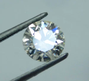 Diamanti CVD coltivati in laboratorio 1,45 ct grado M 7 mm tondi non trattati A 32 - Foto 1 di 6