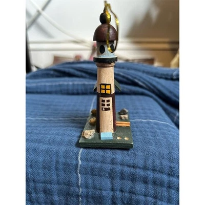 Faro tallado en madera vintage decoración náutica por Artmark Chicago Ltd. Foto 1 de 4