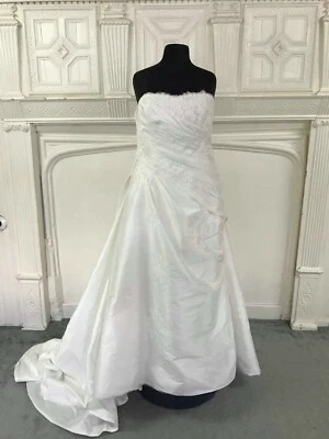 Benjamin Roberts  Bridal Wedding Dress  style BR5258 size 22-24 soft taffeta NEW - Image 1 of 4