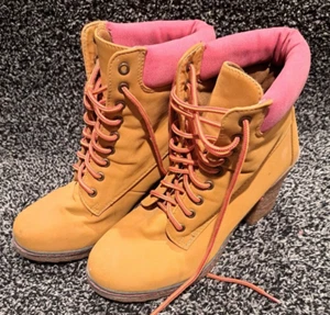 MASCOTTE Ankle Boots, Sz 8 - Pink Trim, 3" Heel, Soft Cuff, Comfort & Fashion - Picture 1 of 14