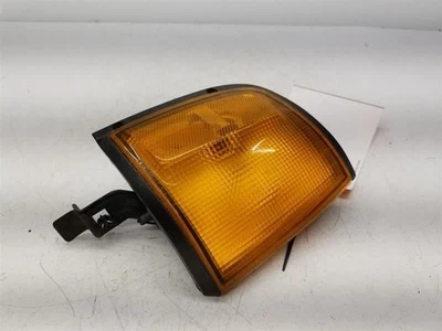 乘客转角/公园灯挡泥板安装适用于 88-95 ISUZU PUP(拾取)208437 — 第 1/4 张图片