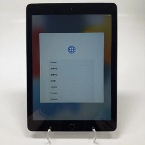 Apple 9.7" iPad 6ta Generación 32GB MR6R2LL/A | Grado D - Imagen 1 de 9