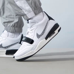 Nike Air Jordan Legacy 312 Entrenadores bajos para hombre Talla Uk 8,8.5,9,9.5,10,10.5,11,12 - Imagen 1 de 10