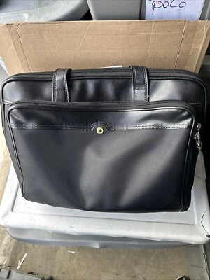 Estuche grande de nailon negro Wenger Swiss Army con funda para portátil Foto 1 de 4