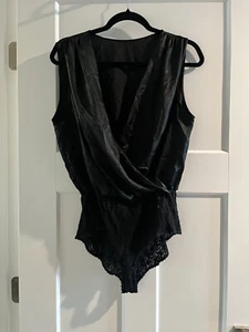 VTG LUCIE ANN II Bodysuit Size L Satin Plung with Black Lace Nylon 80’s - Picture 1 of 15