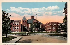 POSTAL ESCUELA SECUNDARIA ATHOL MASSACHUSETTS - TIENE DAÑOS - Imagen 1 de 2