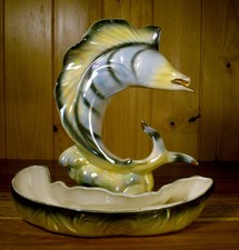 LARGE VINTAGE PATES POTTERY MARLIN TROUGH VASE