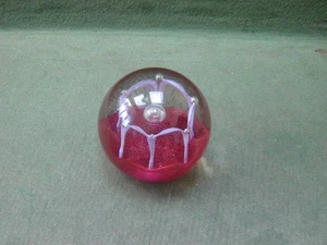Fermacarte vintage anni 80 Caithness Scozia Colin Terris Maydance rosa e lilla - Foto 1 di 12
