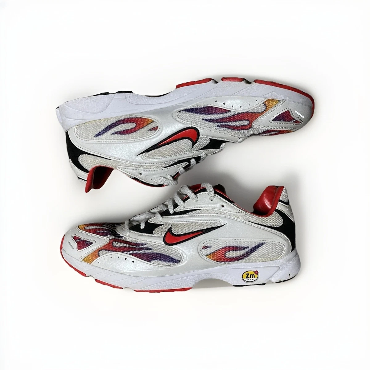 Preços baixos em Nike Supreme x Zoom Streak Spectrum Plus Habanero