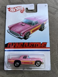 Neu 2020 Hot Wheels Flying Customs '57 T-Bird! Target Exclusive! #W2 - Bild 1 von 3