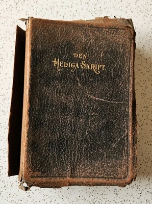 VINTAGE 1878: Bibeln eller Den Heliga Skrift Swedish Bible - Image 1 of 4