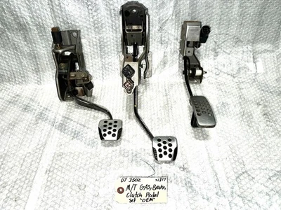 2003-2008 Nissan 350Z G35 Manual Brake Clutch Accelerator Gas Pedal Set OEM - Image 1 of 4