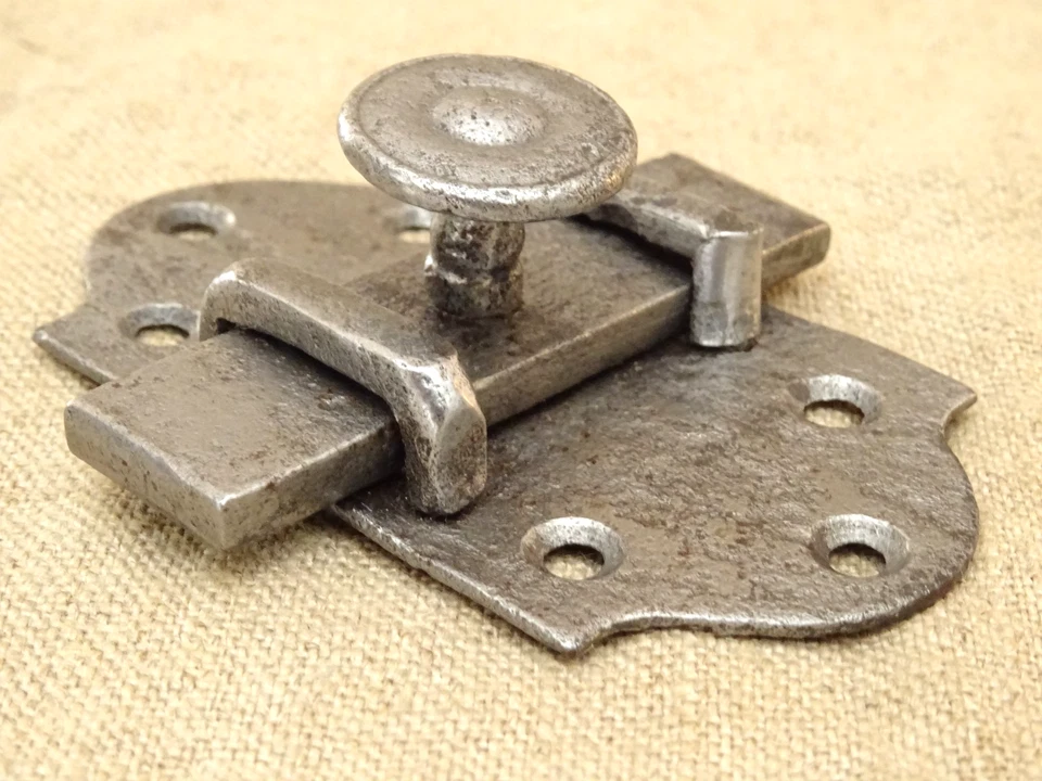 Ancien  loquet verrou fermeture de porte meuble ...  XIX ème - Photo 1/4