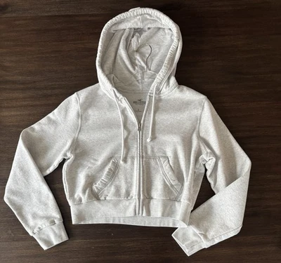 Hollister Crop 连帽衫女式小号云羊毛浅灰色 — 第 1/4 张图片