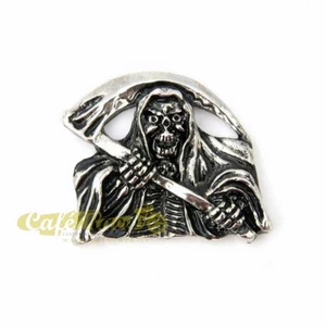 Emblema Skull Adhesivo En Metal Cromado 3,5X3,5Cm Adhesivo Para Moto Con Hacha - Picture 1 of 1