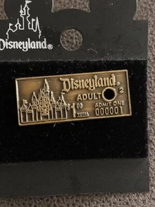 Disney Disneyland Eintrittskarte für Erwachsene (3D) Pin - Bild 1 von 1