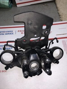 17 18 19 20 2017 2018 2019 BR125 Z125 BR Z 125 OEM UPPER Top Triple Clamp Tree - Picture 1 of 4