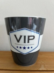 Tasse/Becher "VIP" von Krasilnikoff- Neuware - Bild 1 von 1