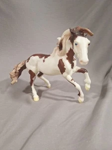 1594 BREYER ISADORA CRUCE #1151 chestnut medicine hat pinto 2010-2011 - Picture 1 of 14