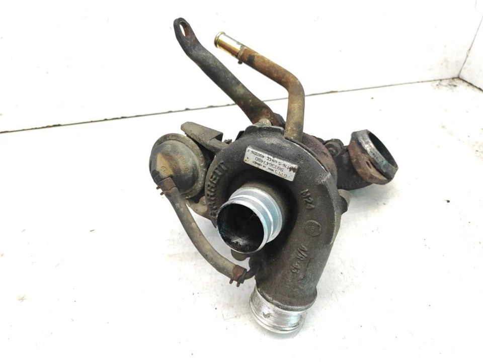 Citroen Xsara 1.9TD 66kW Diesel 2000 Motor Turbo 9633647480  - Bild 1 von 4