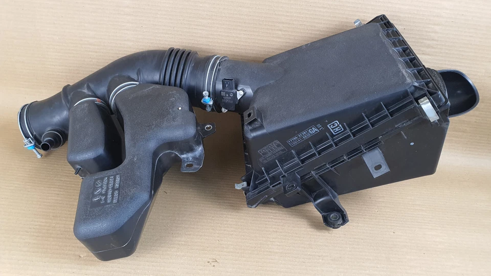 丰田 4Runner FJ 巡洋舰空气净化器过滤器盒外壳 完整 17705-31381 — 第 1/4 张图片