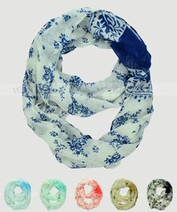 Estampado floral flor hoja bloque círculo bufanda infinita multicolor suave - Imagen 1 de 8