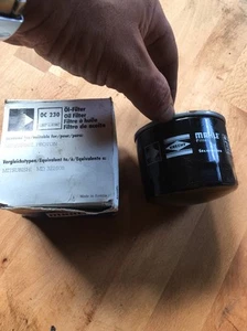 MAHLE ORIGINAL Oil Filter Mitsubishi OC230 Mazda Rx8 - Picture 1 of 4