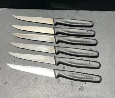 Victorinox Juego 6 Piezas - Cuchillo para Carne Serrado 9” Suizo Moderno - Negro Foto 1 de 4