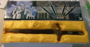 DAGGER H-5923 Made in China New in Box with Sheath 440 Stainless - Picture 1 of 6