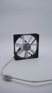 EverCool SSF-12 120mm x 120mm x 25 mm Silent Shark Fan - Picture 1 of 3