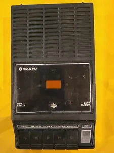 vintage sanyo cassette recorder Model M 1530a - Bild 1 von 8