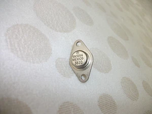 NOS MOTOROLA 2N3054 GENUINE POWER TRANSISTOR TO-66 RARE ! 10pcs! - Picture 1 of 3