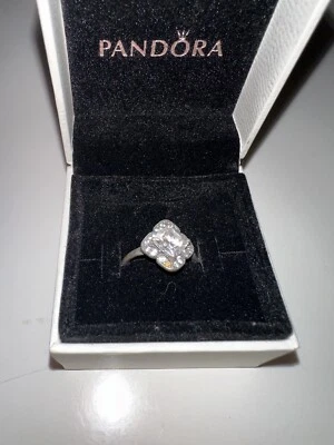 Auténtico Anillo PANDORA Plata Esterlina Corte Princesa Talla 6 Foto 1 de 3