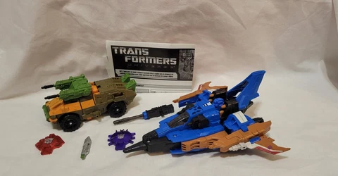 Transformers Universe 2008 Autobot Roadbuster & Dirge Complete With Instructions Cover