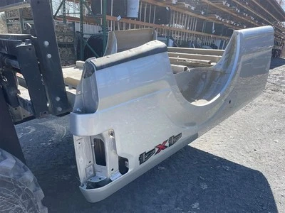 (LOCAL PICKUP ONLY) Pickup Box 8' Box Fits 15-20 FORD F150 PICKUP 1965532 Foto 1 de 4