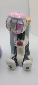 Salt & Pepper Shaker "Twapped" Tweety & Sylvester Gibson 2002 Looney Tunes - Picture 1 of 6