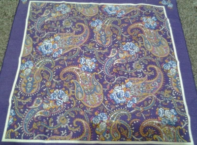 De Colección BANDANA HANKY Púrpura Floral Paisley EE. UU. ALGODÓN VAQUERO WESTERN HIPPIE BIKER Foto 1 de 4