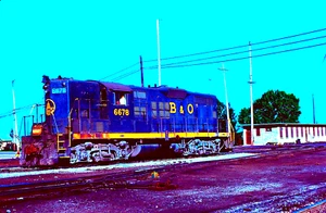 ORIGINAL KODACHROME SLIDE B&O GP-9 #6678 WALBRIDGE, OHIO NOVEMBER 4, 1979 - Bild 1 von 1