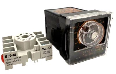 ATC 405AR100S2X Analog Timer, 405AR Series, On-Delay,  AC/DC + EATON D3PA2 - UNP - Image 1 of 4