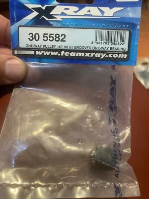 Team Xray 305582 One Way Pulley 16T With Grooved One Way Bearing NIP NOS - Image 1 of 4