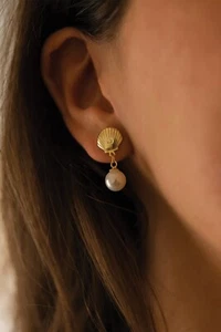 18K Gold Shell Pearl Mermaid Boho Studs, Dainty Minimalist White Drop Earrings - Picture 1 of 4