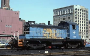 Original Slide: B&M Boston & Maine SW1 1122 at South Station - Picture 1 of 1