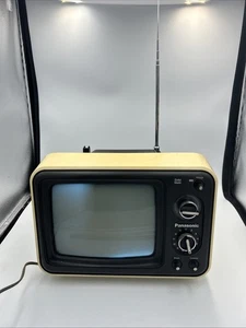 Panasonic TV TR-749 Solid State Television Vintage Retro Working Blk/White 1976 - Bild 1 von 16