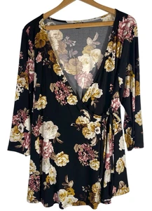 Camicetta tunica Torrid taglia 1 top jersey avvolgente davanti nero floreale romantico contadino - Foto 1 di 13