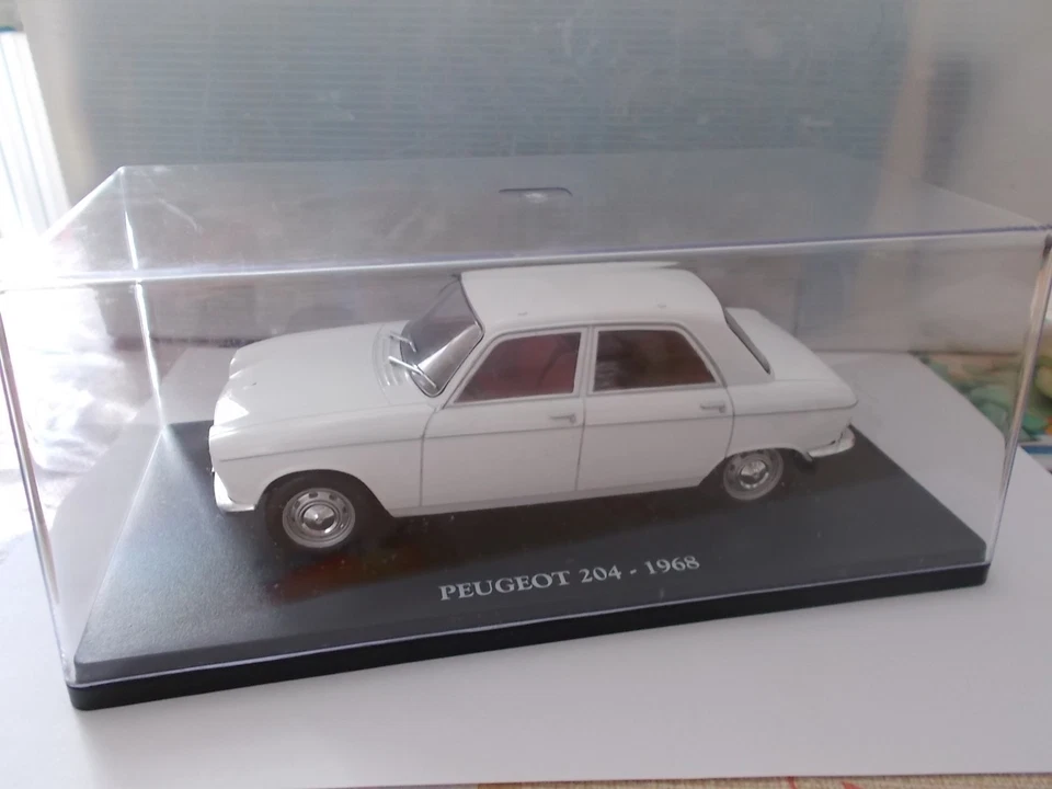 atlas sc1/24 peugeot 204 del 1968 - Immagine 1 di 4